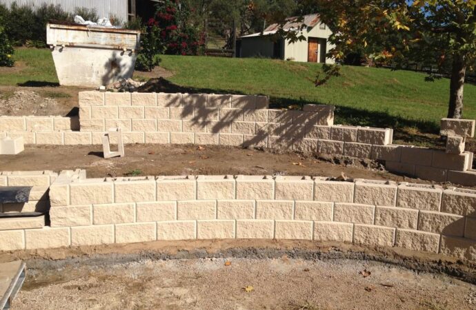 Retaining & Retention Walls-Dallas TX Landscape Designs & Outdoor Living Areas-We offer Landscape Design, Outdoor Patios & Pergolas, Outdoor Living Spaces, Stonescapes, Residential & Commercial Landscaping, Irrigation Installation & Repairs, Drainage Systems, Landscape Lighting, Outdoor Living Spaces, Tree Service, Lawn Service, and more.